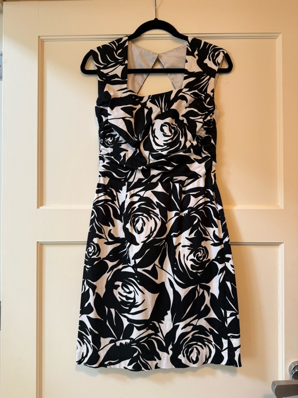 White House Black Market Black and White Floral Mini Dress